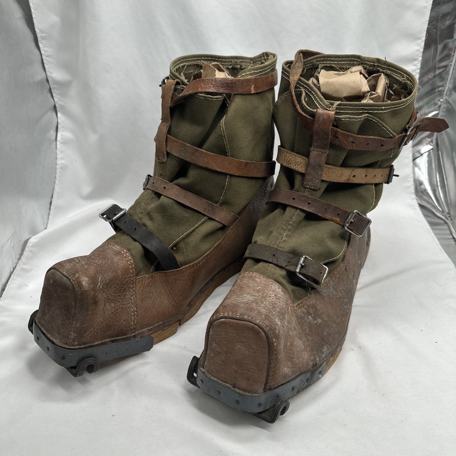 RARE WW2 German Wehrmacht mountain trooper ‘Gebirgsjäger’ ski  boots