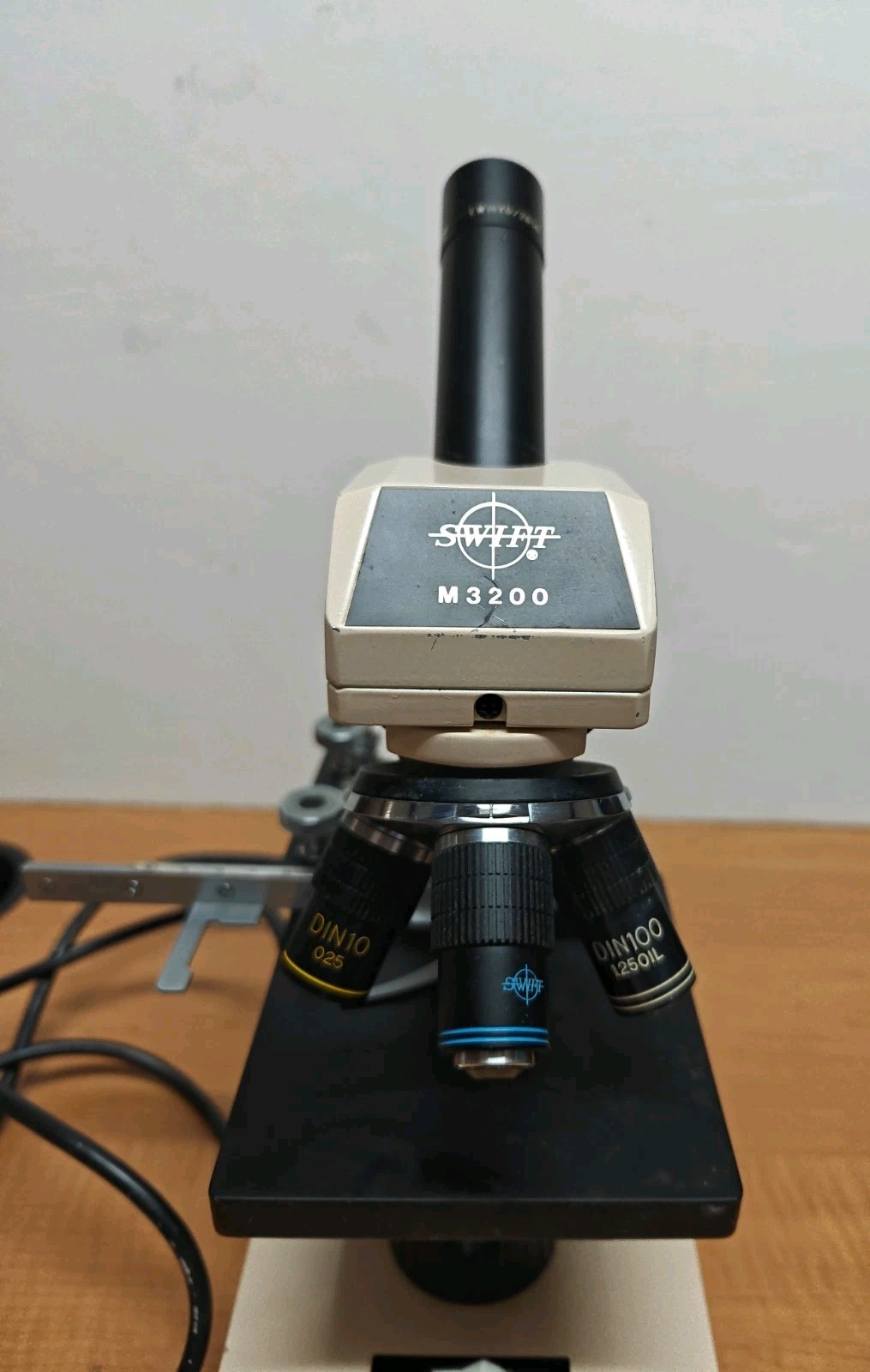 Vintage Swift M3200 Biological Microscope