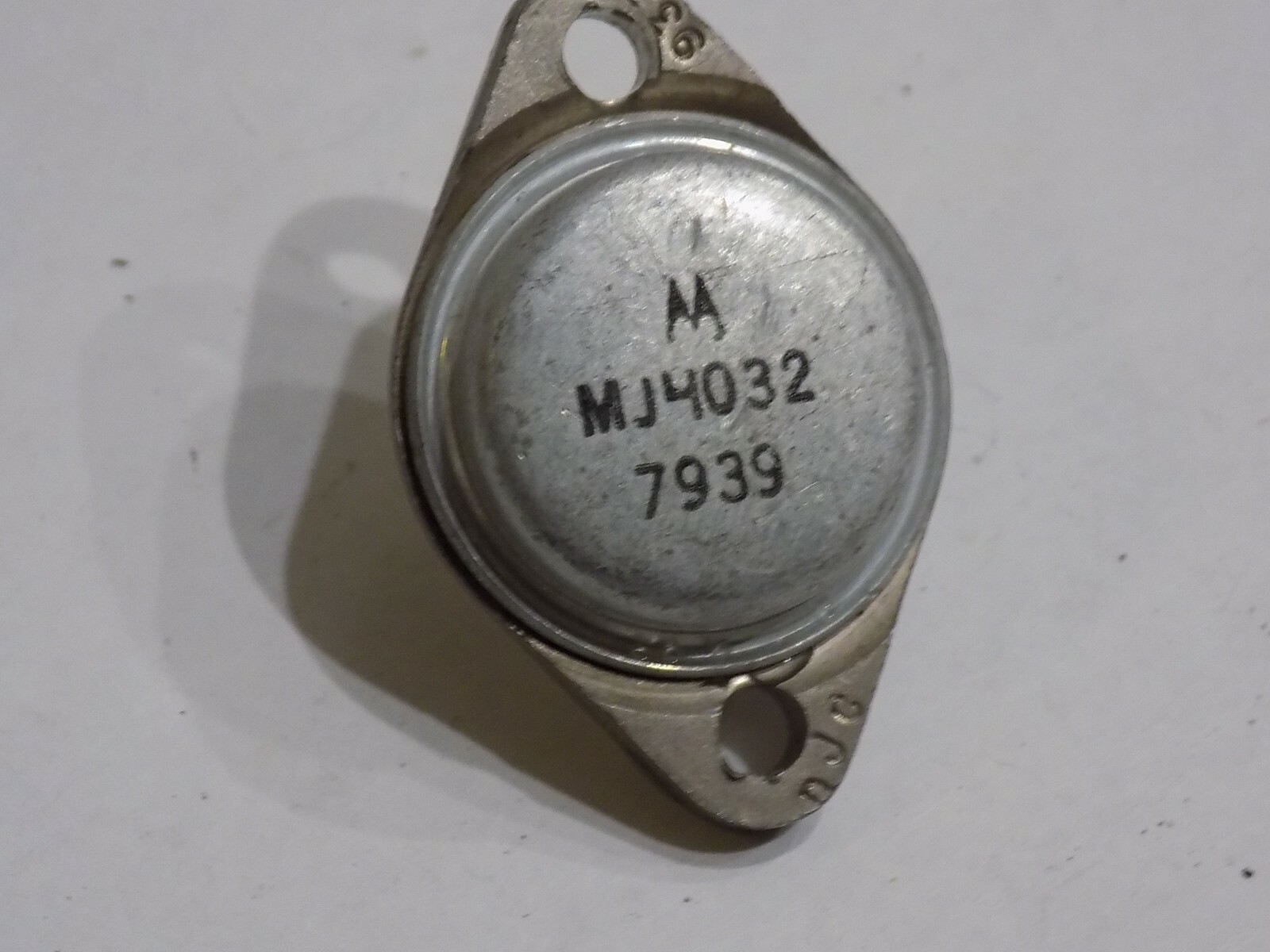 Original Motorola MJ4032 NPN Silicon Power Transistor