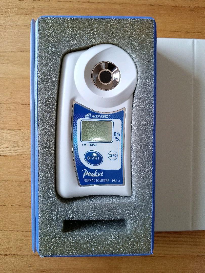 Atago PAL-1 (3810) Digital Hand-held Pocket Refractometer, 0.0-53.0% Brix