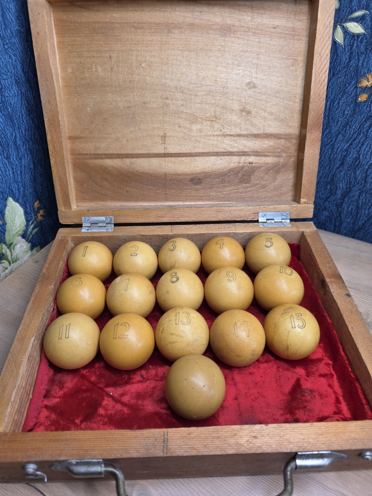 Rare Vintage Soviet Russian Billiard Balls USSR 60mm Set of 16 wooden box