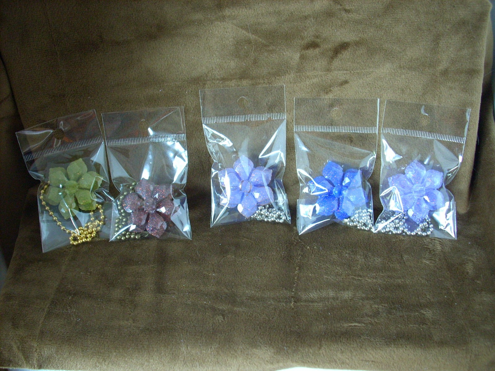 Resin Fan Pulls in Flowers