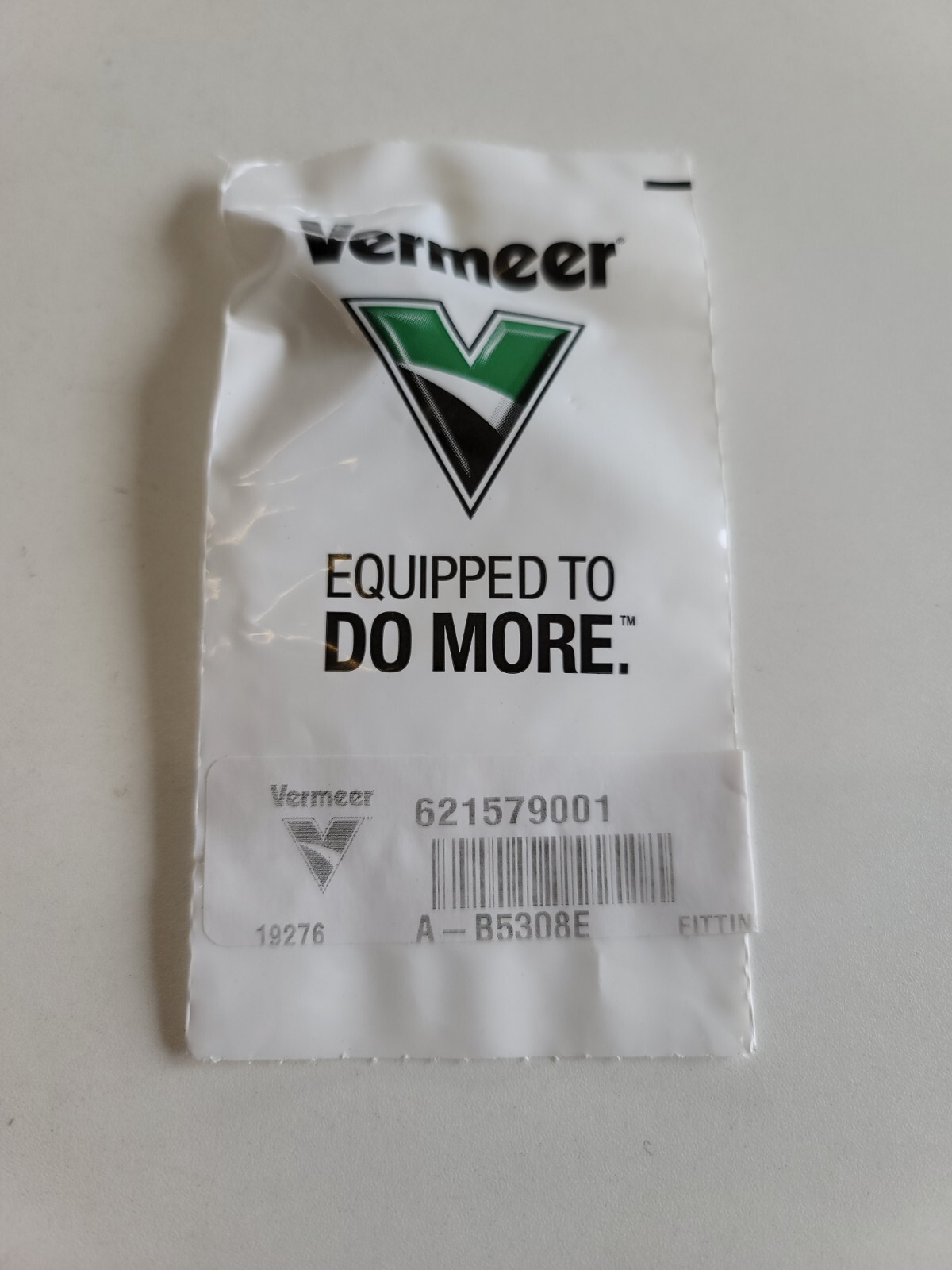 621579001 Vermeer Fitting-Threaded Sleeve