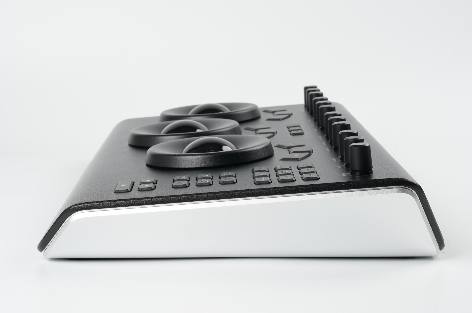 [Near Mint] Blackmagic Design DaVinci Resolve Micro Color Panel #190M