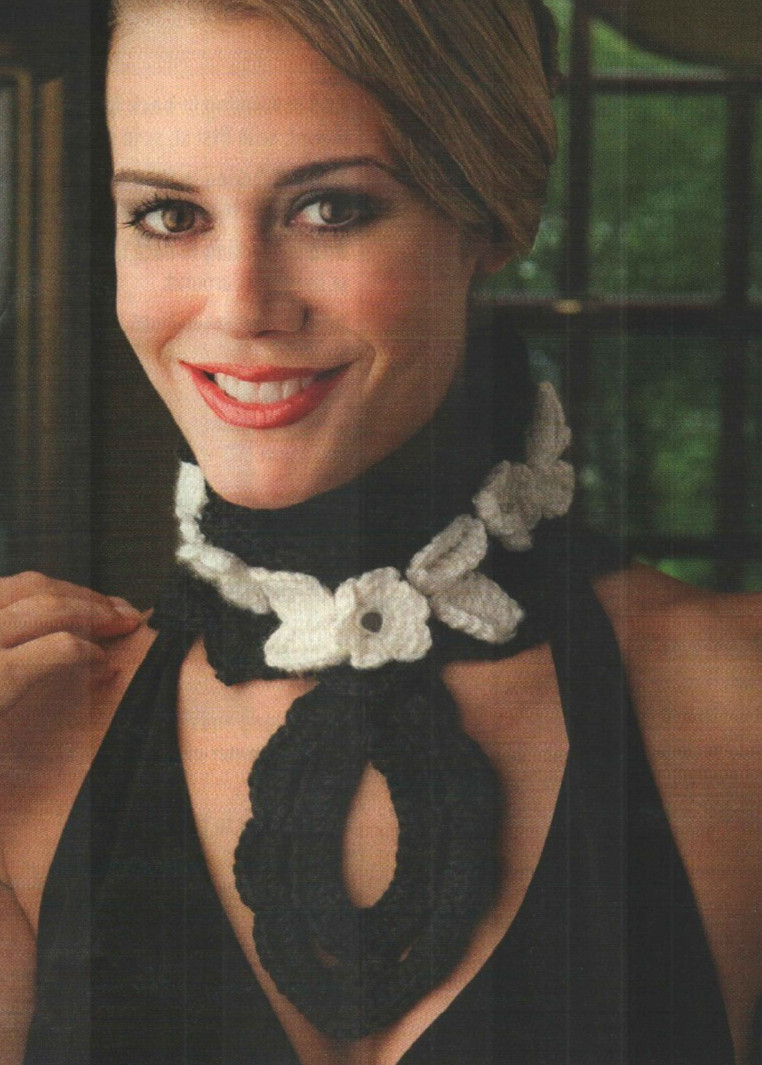 SNOW FLOWERS NECKLACE JEWELRY CROCHET PATTERN INSTRUCTIONS