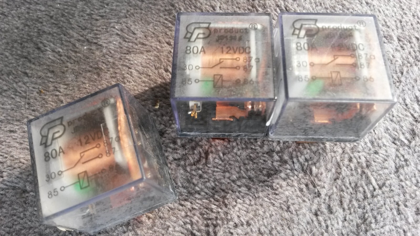 3x automotive relay 80a 12/14v 1xUM 5 PORTS contact 27x27x25mm K1
