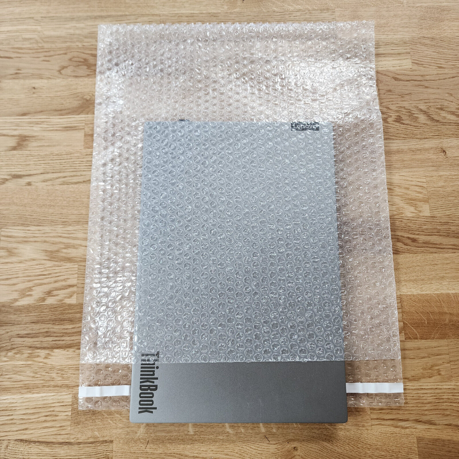 100 Pack 12" x 23.5" Bubble Out Pouches Bags Protective Mailers Self Seal