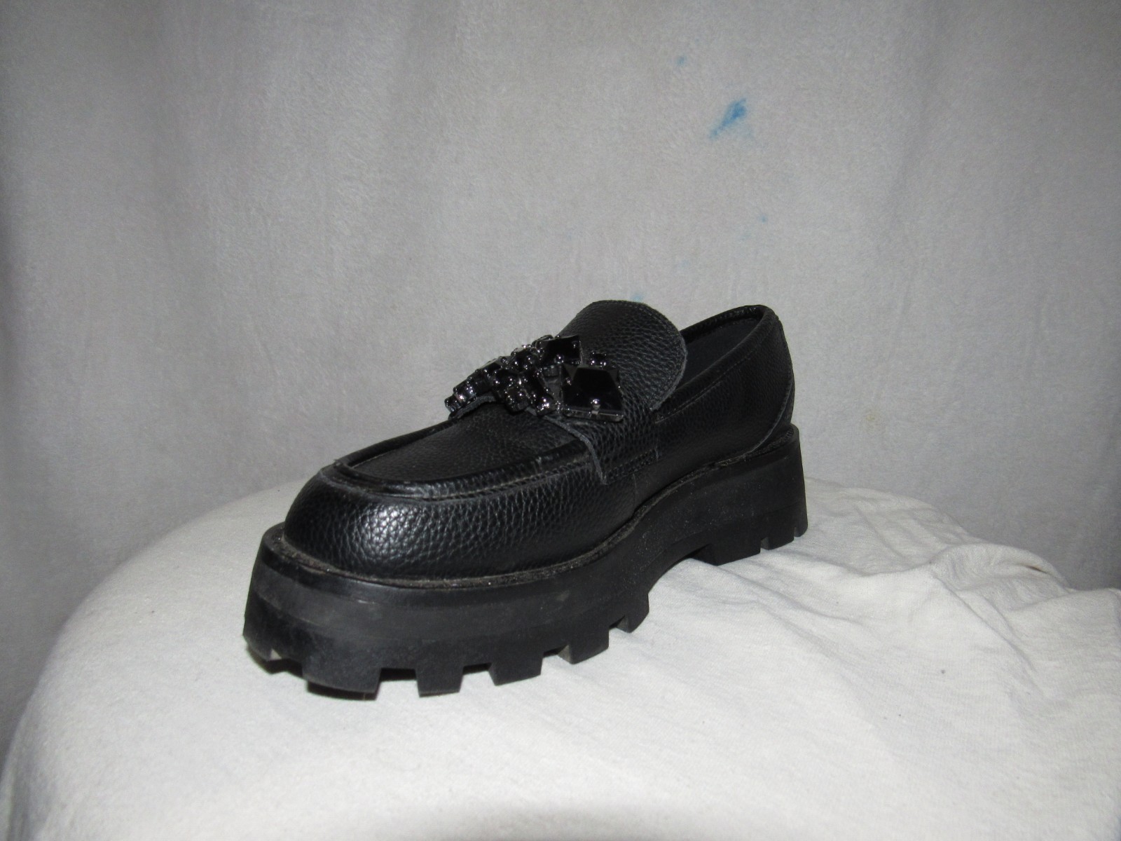 Elegant studed Loafers