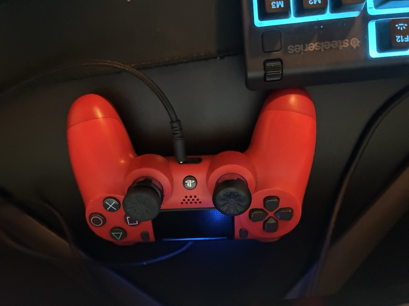 SteelSeries Keyboard, Logitech Mouse, HyperX Headset & Controller PC Bundle