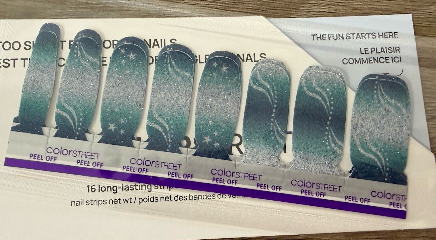 Color Street Nail Strips SAPPHIRE SURF From Color Play Shimmering Shores
