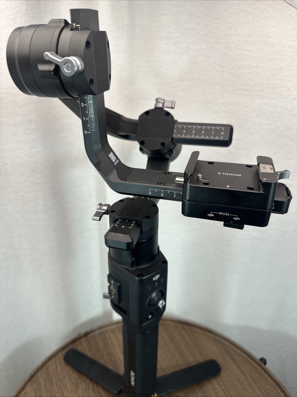 DJI Ronin-S Gimbal Handheld Stabilizer With Hardshell Locking Case