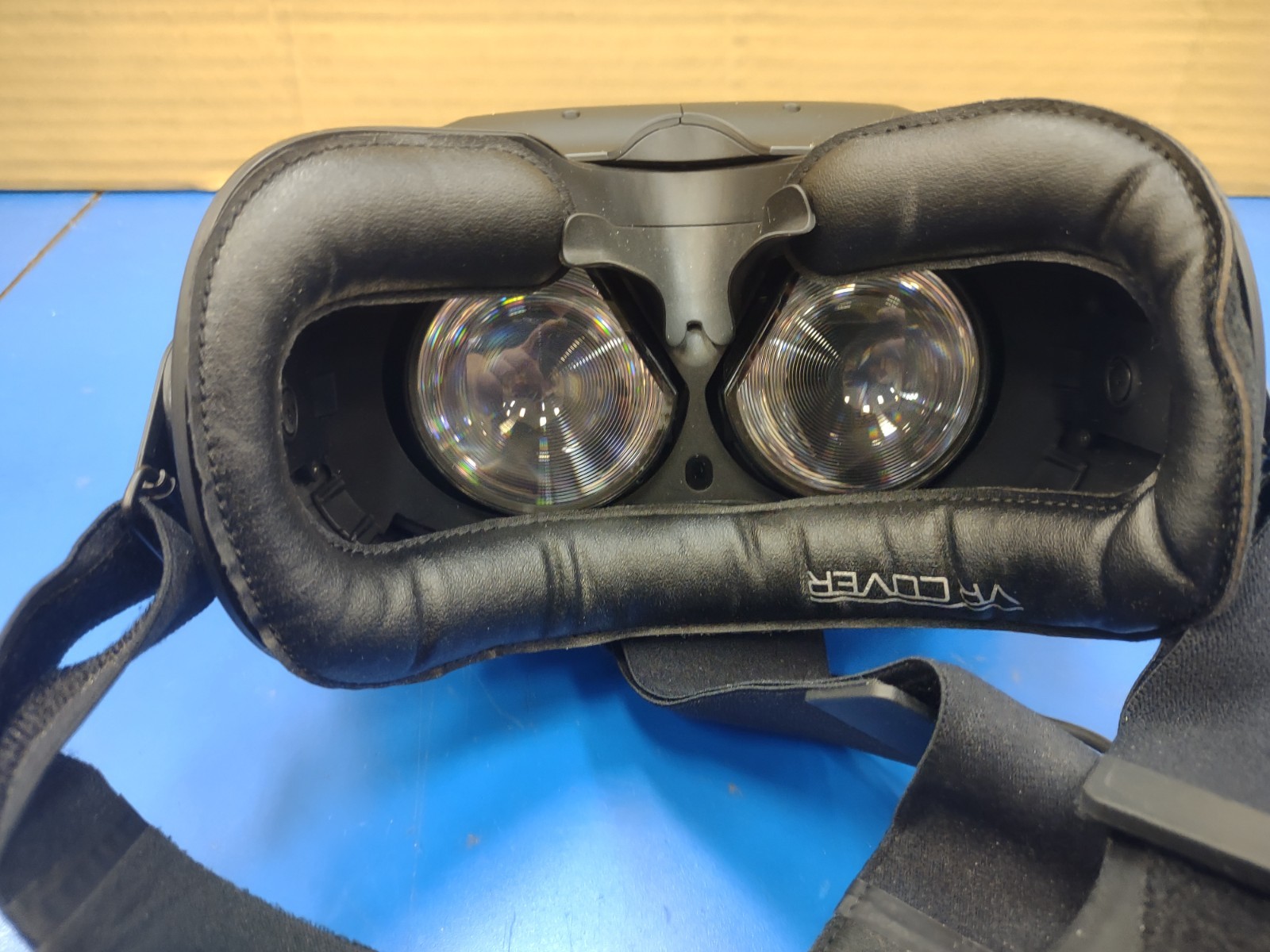 HTC VIVE VR Headset - Black (99HALN062-00)