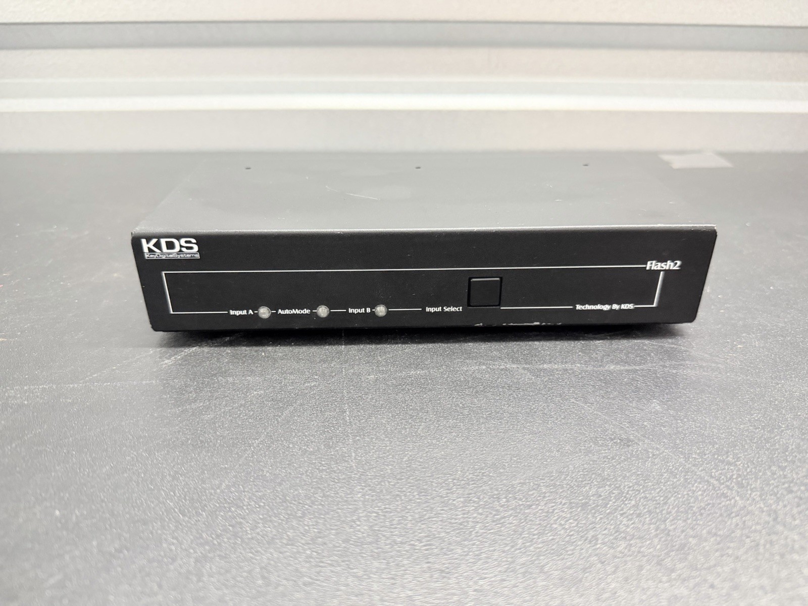 Key Digital KD-SW2x1 Flash2 Component Video & Audio Switcher 2x1 UNTESTED