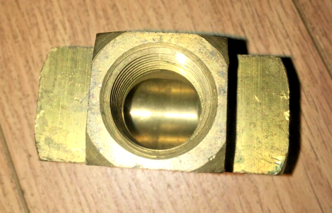 All 3/4" Tee Female Threads Brass (Brand P2)