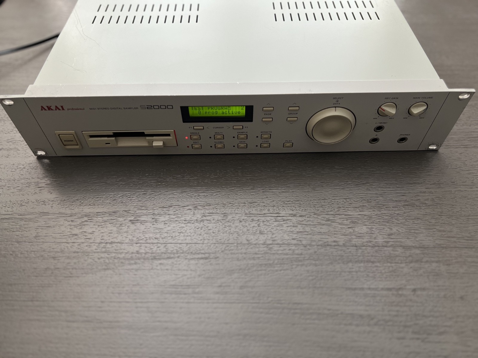 Akai S2000 MIDI Stereo Digital Sampler 1995