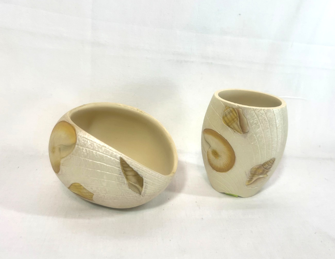 CROSCILL Beachcomber Shells Bath Accessory Set