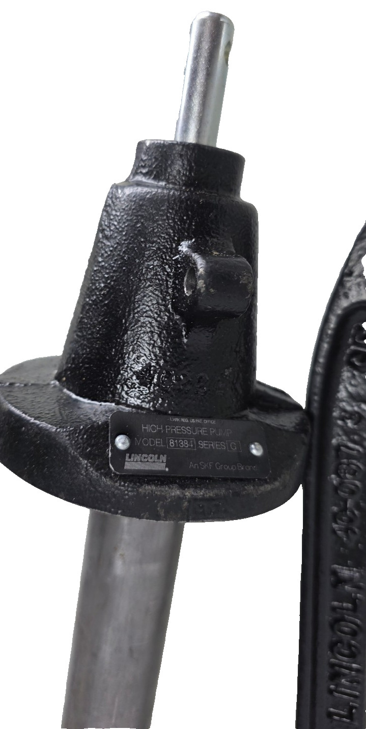 Lincoln 81384 High Pressure Hydraulic Gear Pump & Handle