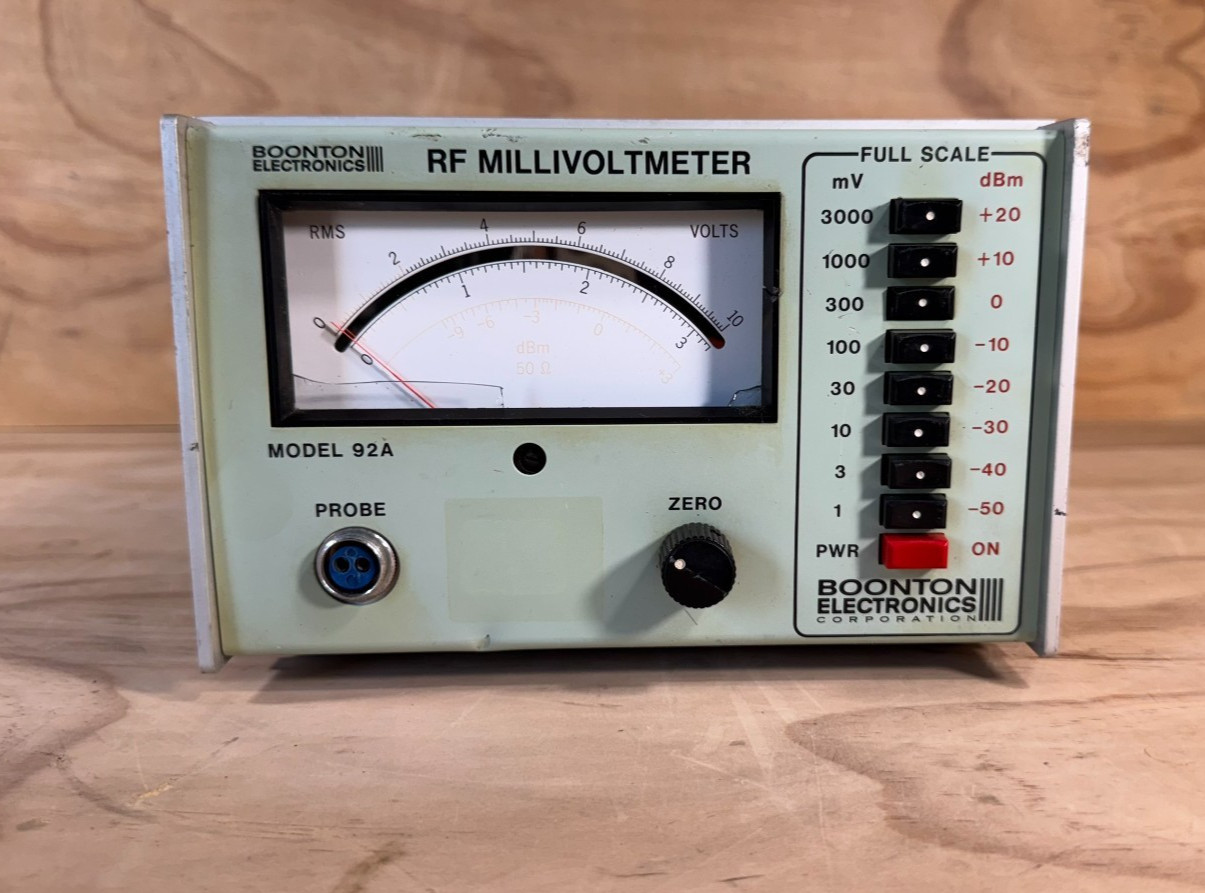 Boonton RF Millivolt Meter Model 92A No Probe Powers On As Is