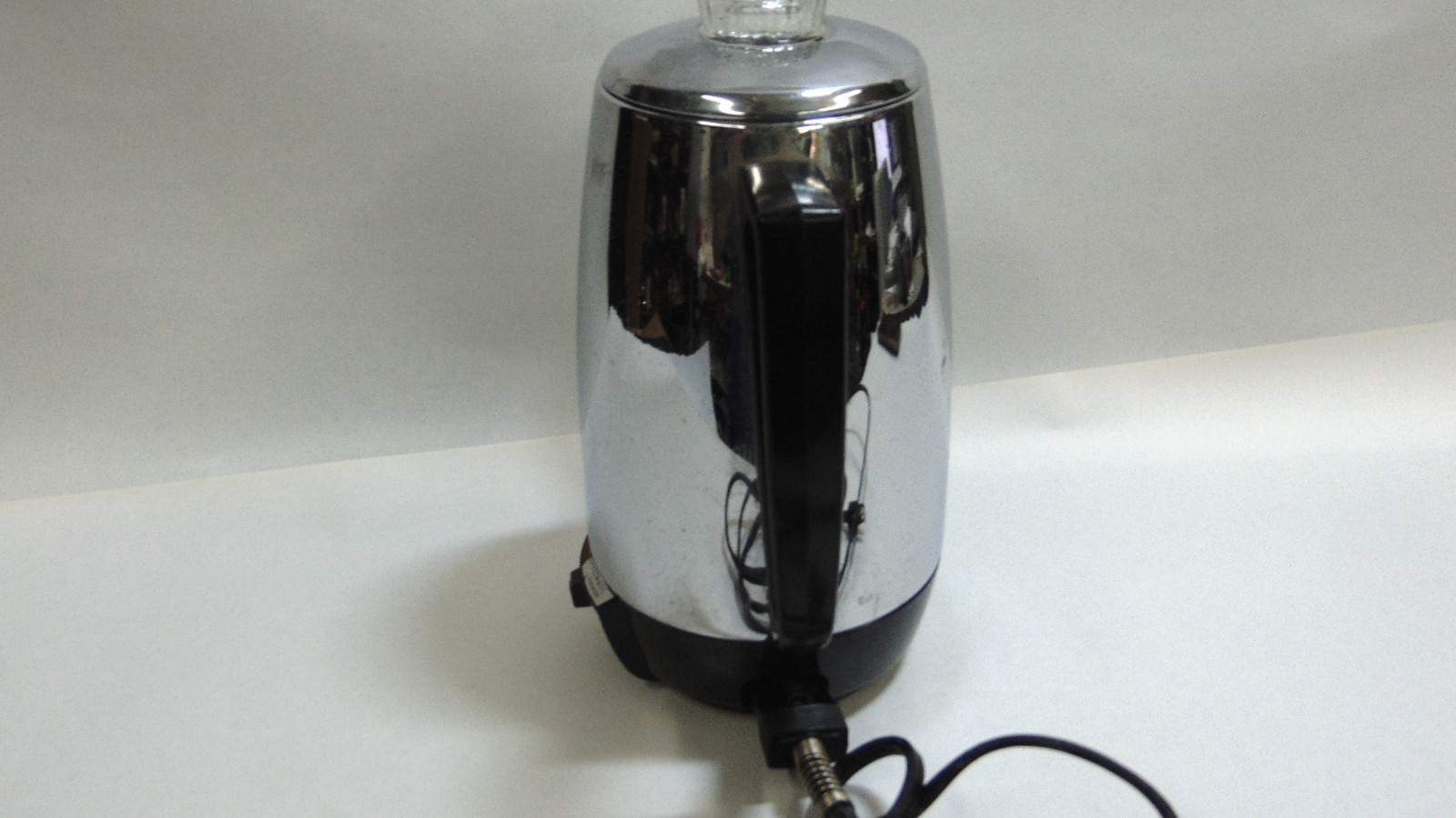 UNIVERSAL COFFEE MAKER SILVER COFFEEMATIC C4580 ELECTRIC PERCOLATOR CHROME