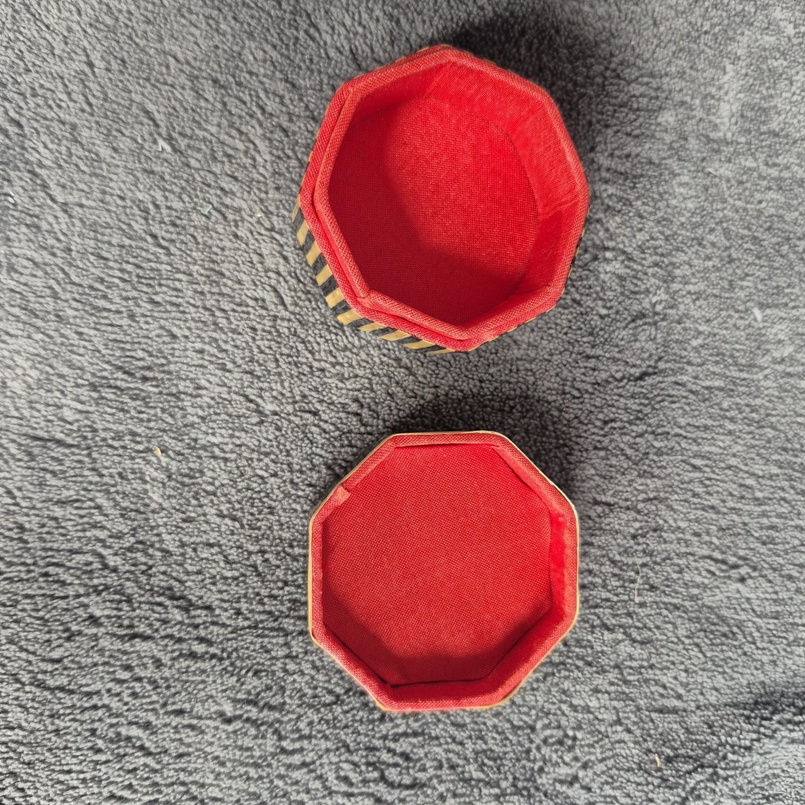 Straw Flower Floral Octagonal Shape Pill Trinket Box