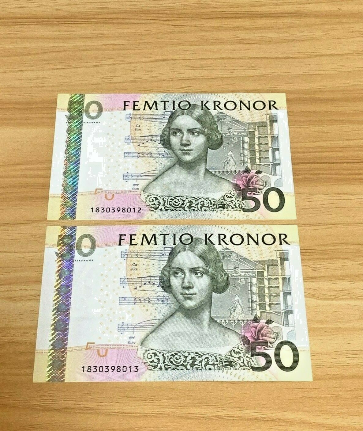 2011 Sweden, Sveriges Riksbank 50 Kronor P-64c Consecutive Nice Condition