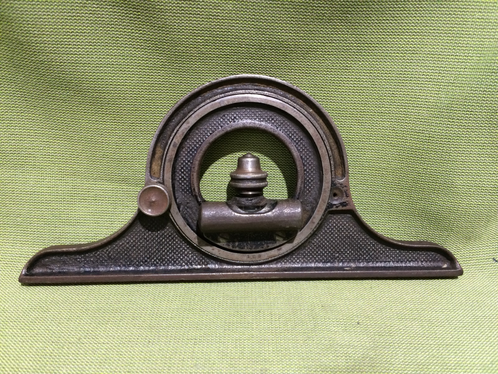 Protractor #160 Head With Bubble Level
