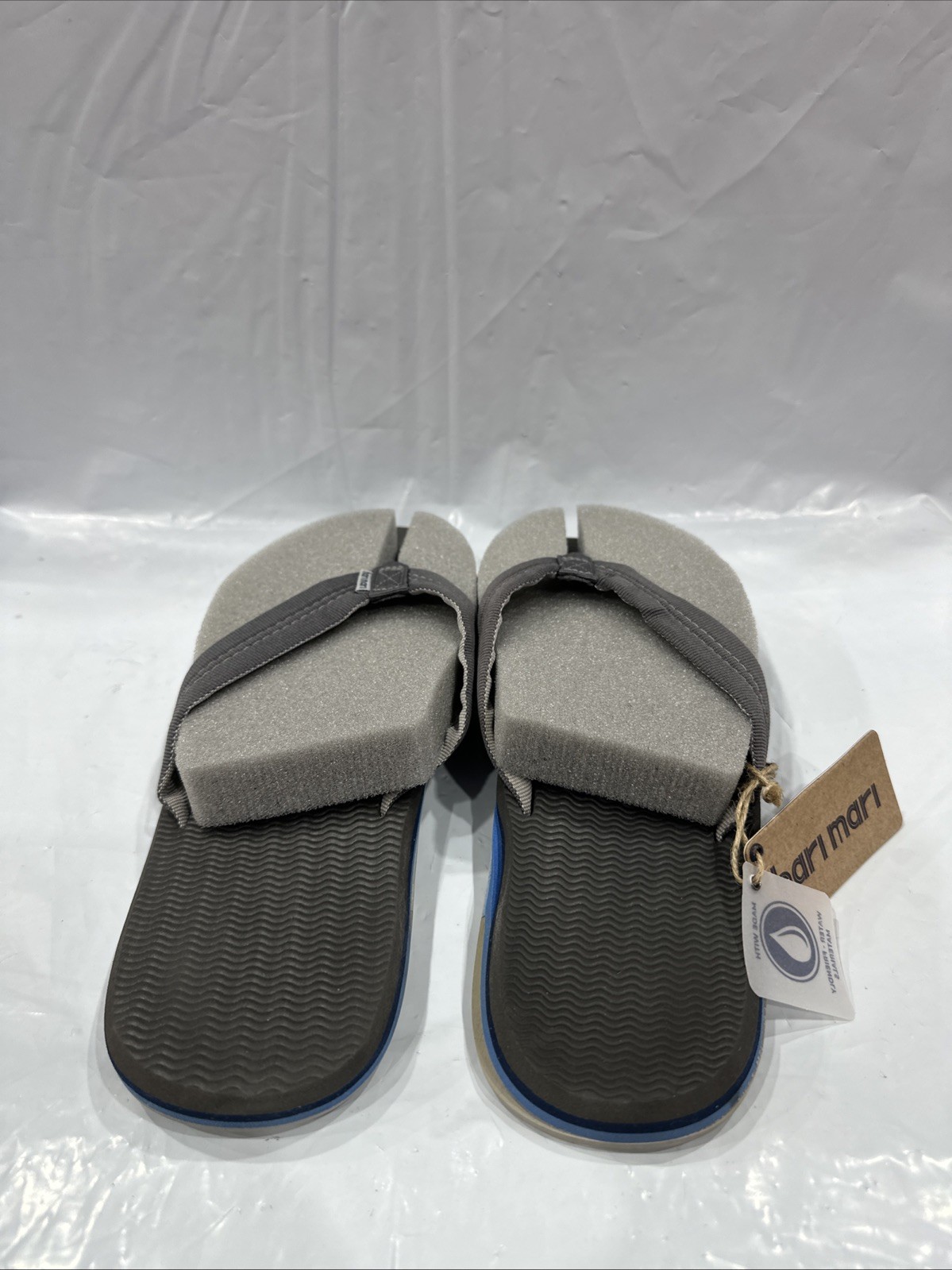 hari mari flip flop men’s 11 GREY EBS2610