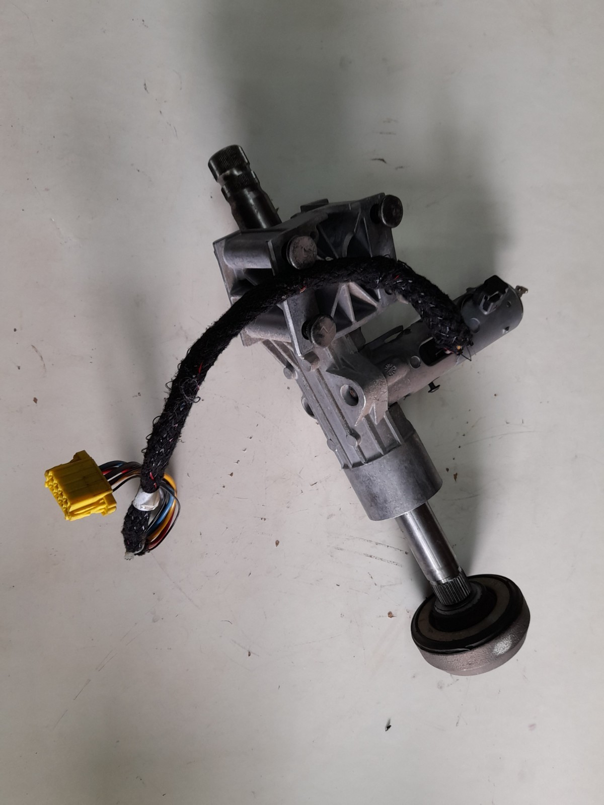 Steering Column C/w Ignition Barrel, Switch and Key fits Daf LF45/55 Euro 5