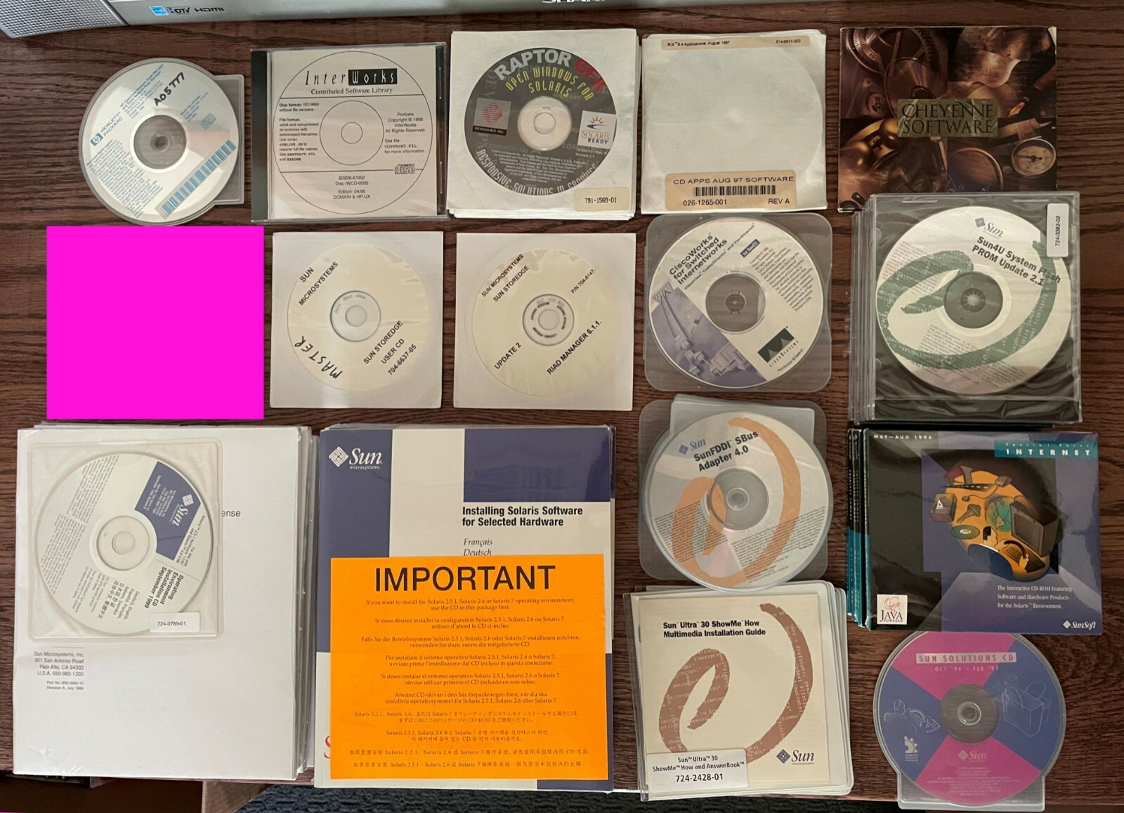One Sun Microsystems Installation CD, You Pick One CD from the Pictures, Solaris