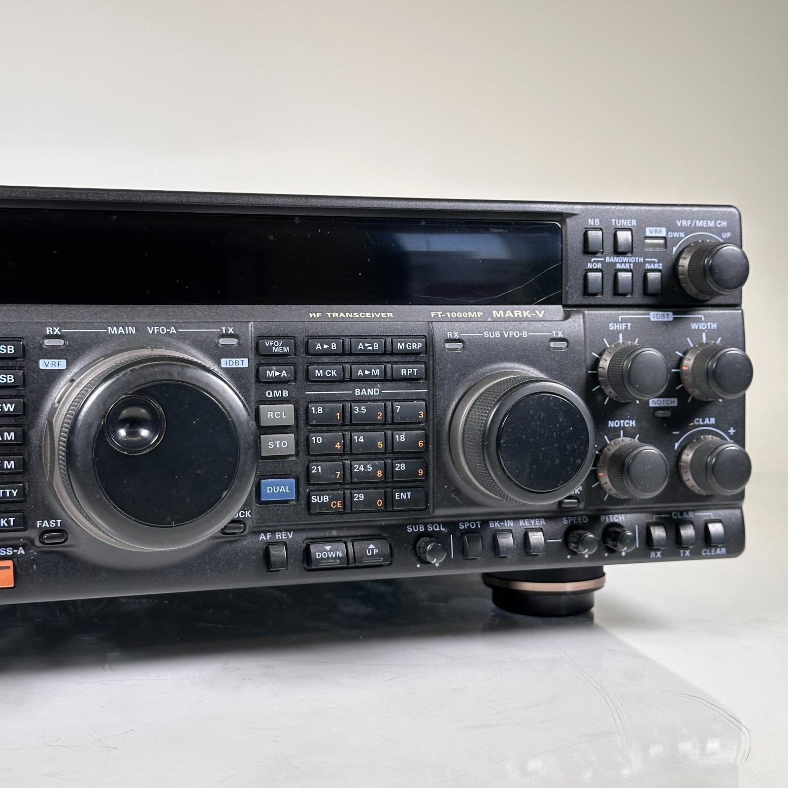 YAESU FT-1000MP MARK V HF Transceiver 230 Watts