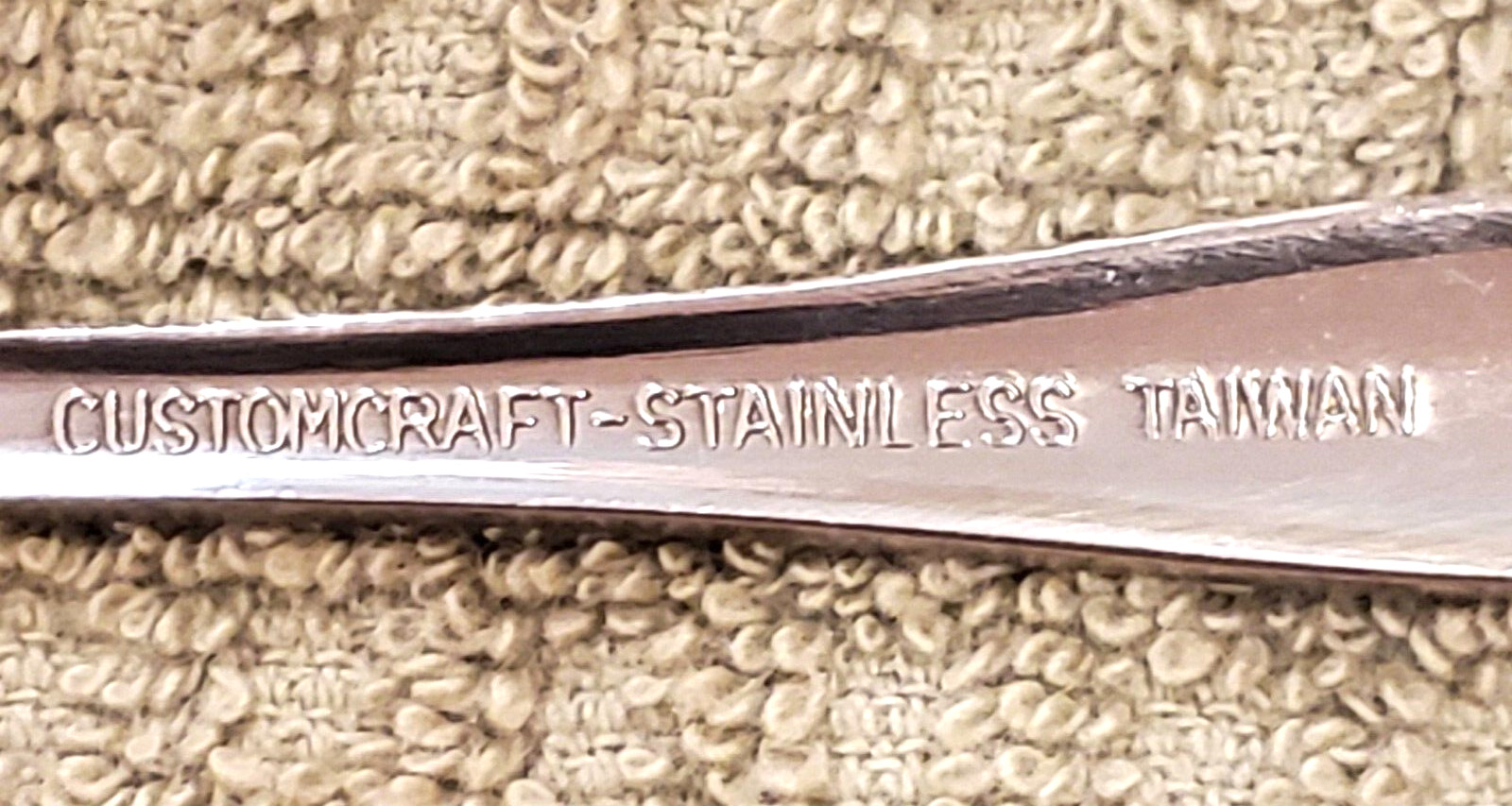 Custom Craft Stainless Steel Flatware Engraved Monogram Letter R Spoon & Knife