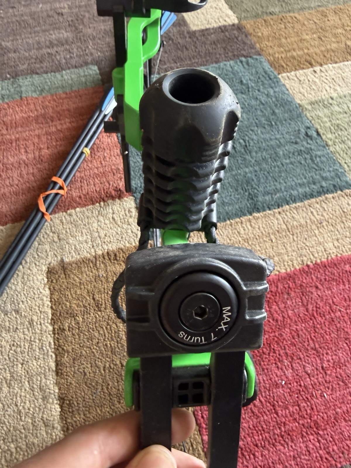 Topoint M2 Compound Bow w/ Scope, Quick Trigger & Multi-sized Arrows. Adjustable