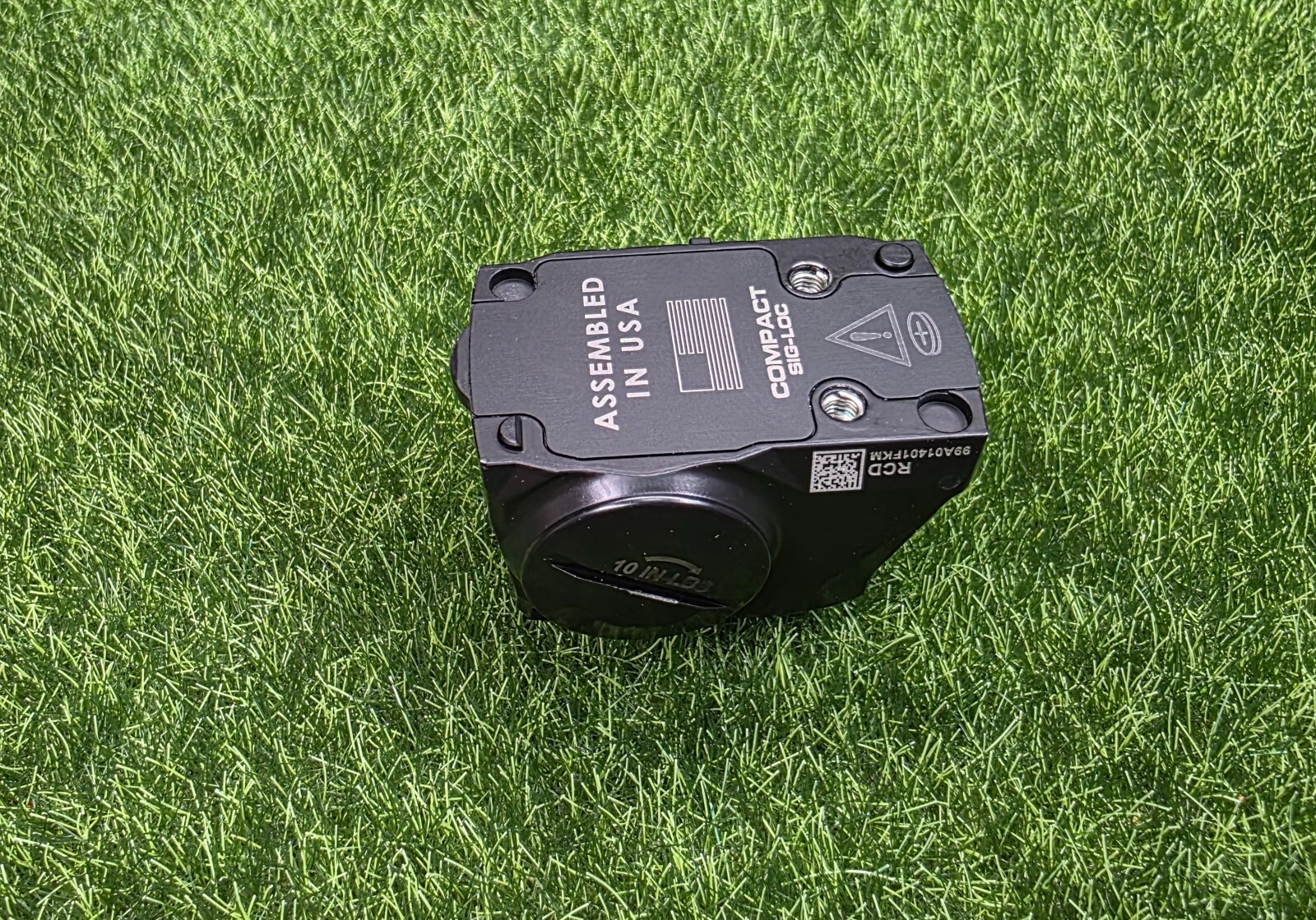 Sig Sauer #SORX1600 ROMEO-X SIG-LOC Compact Circle/Dot 2 MOA Red Dot Sight