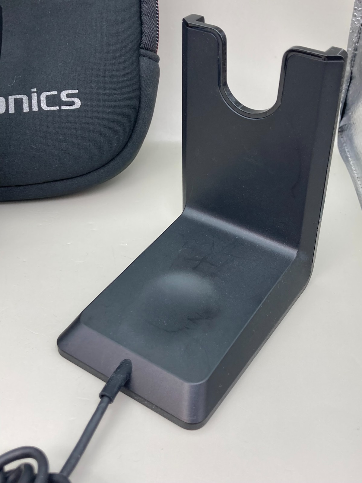 Plantronics Voyager Focus Bluetooth Headset (B825) W/ Charging Station