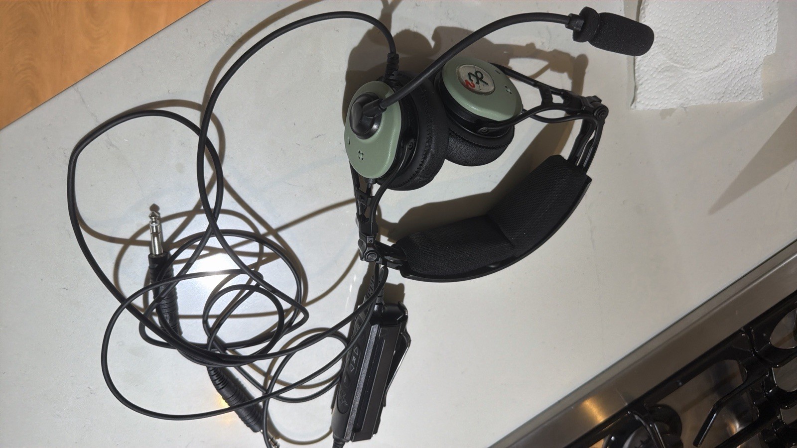 David Clark DC PRO-X2 Headset Aircraft Good Condition, Dual Plug.