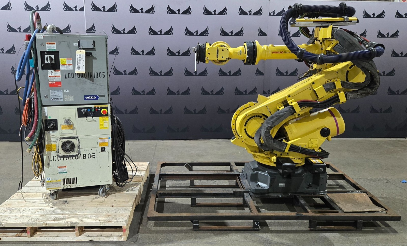 FANUC R-2000iB/210F Complete with R-30iB Controller & WTC Gen 6 MFDC Inverter...