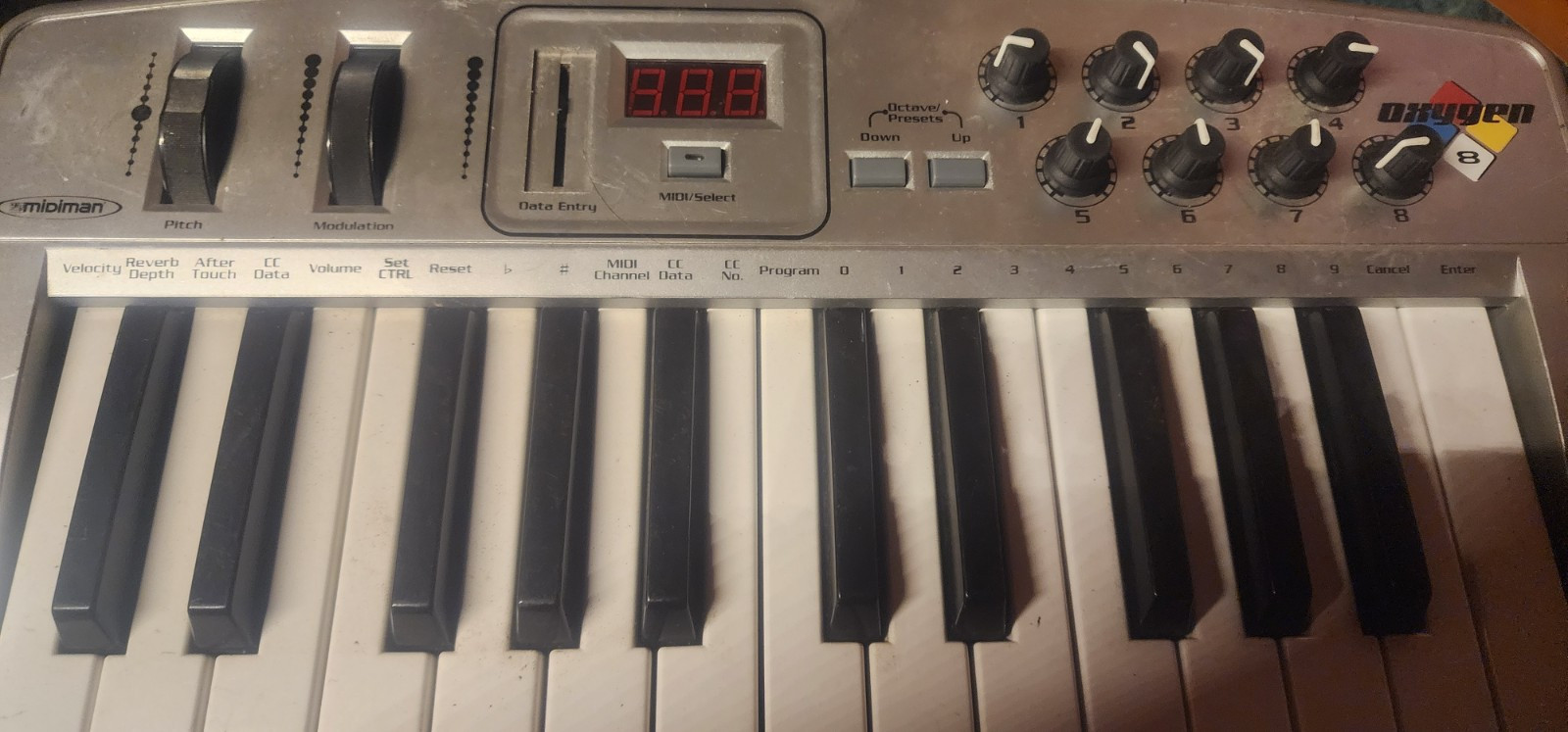 M-Audio Midiman Oxygen 8 MIDI Keyboard Controller USB