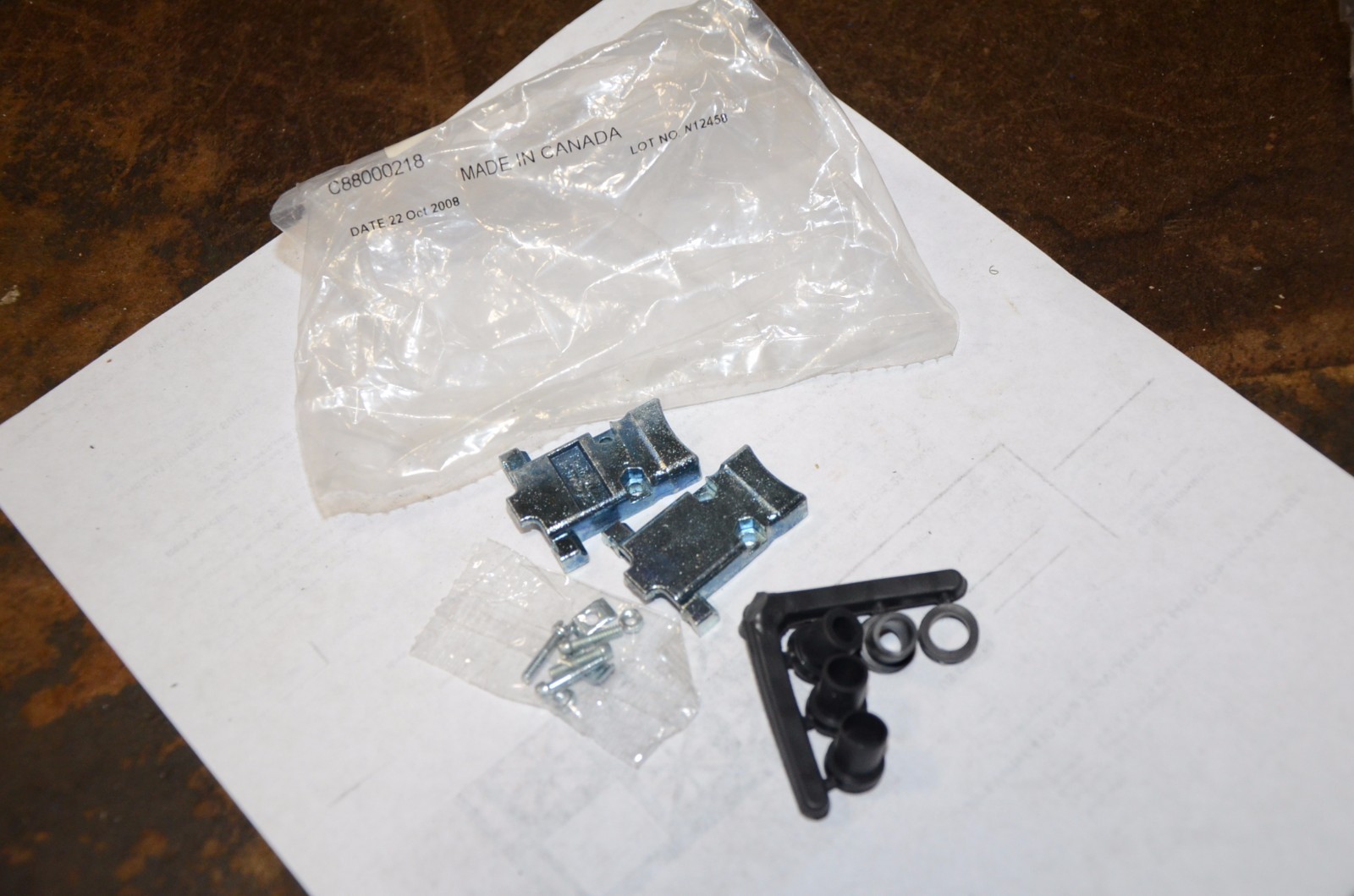 NORTHERN TECHNOLOGIES C88000218 DB9 DB 9 Metal BackShell NEW OPEN BOX