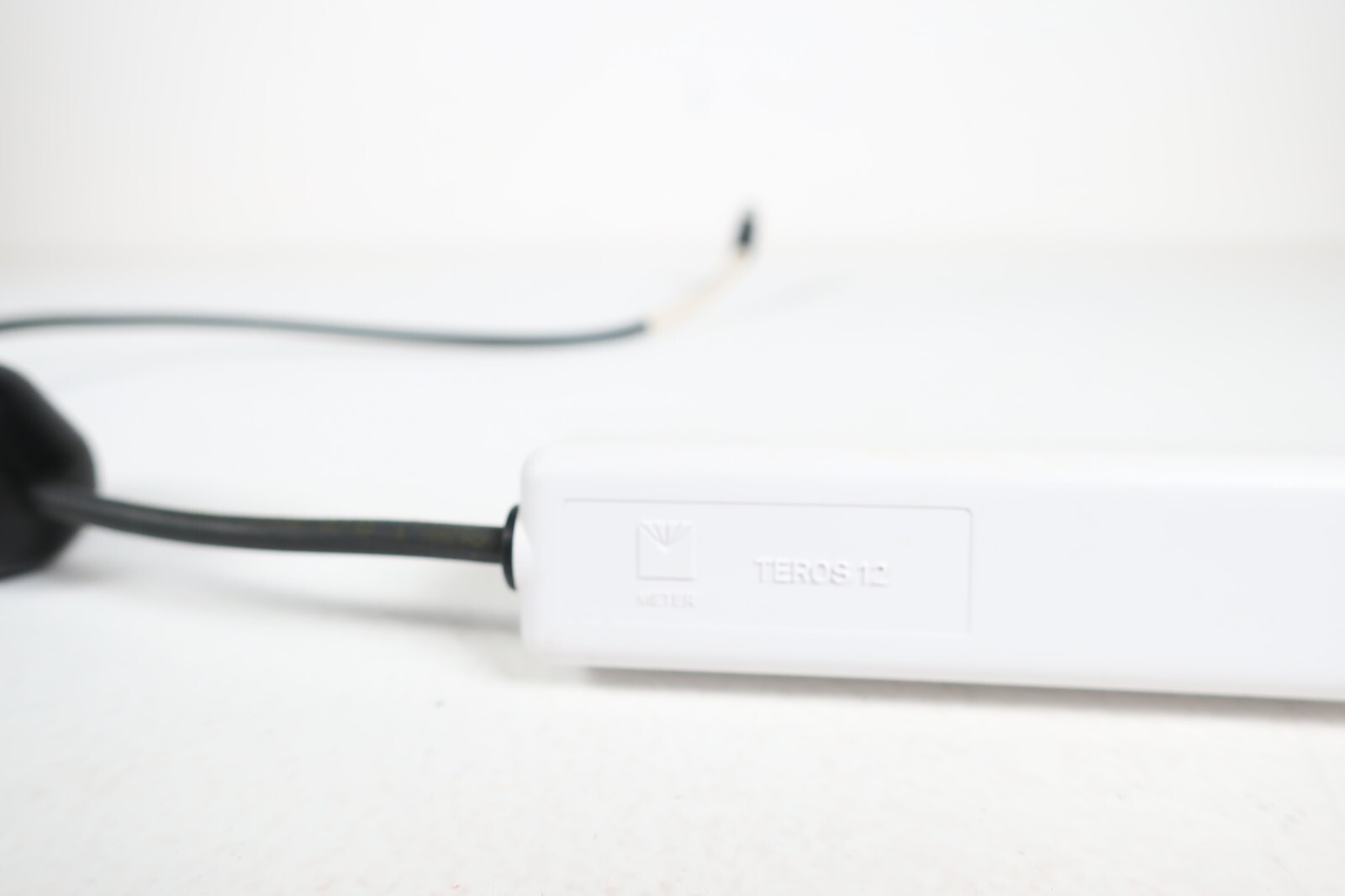 METER TEROS 12 Advanced Soil Moisture Sensor + Temperature and EC