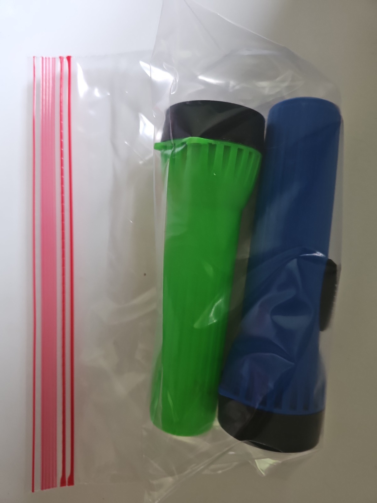 Eveready Plastic Flashlight Regular Light Uses 2D Battery 2 Count Green Blue
