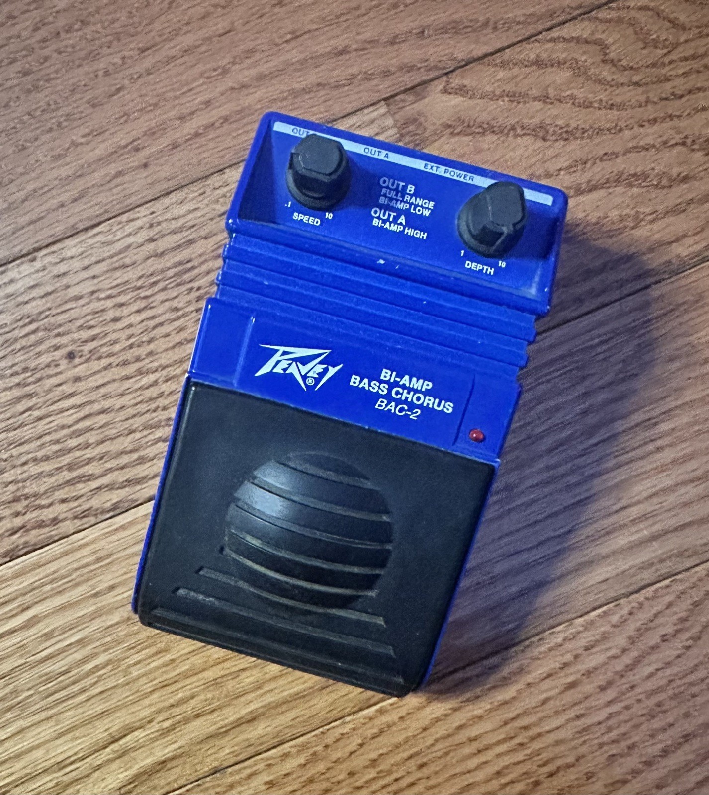 Peavey BAC-2 Bi-Amp Bass Chorus pedal USA