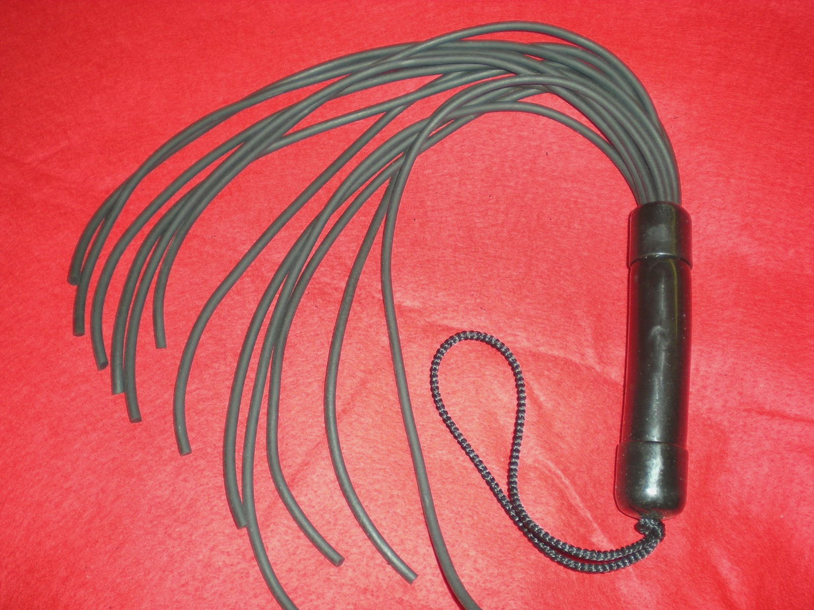 Leather Flogger Rubber Handle, 19" Thong leather Black Handcrafted