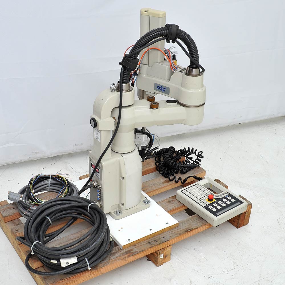 Adept 550A Tabletop SCARA Robot Arm with Control Teach Pendant 10332-11000