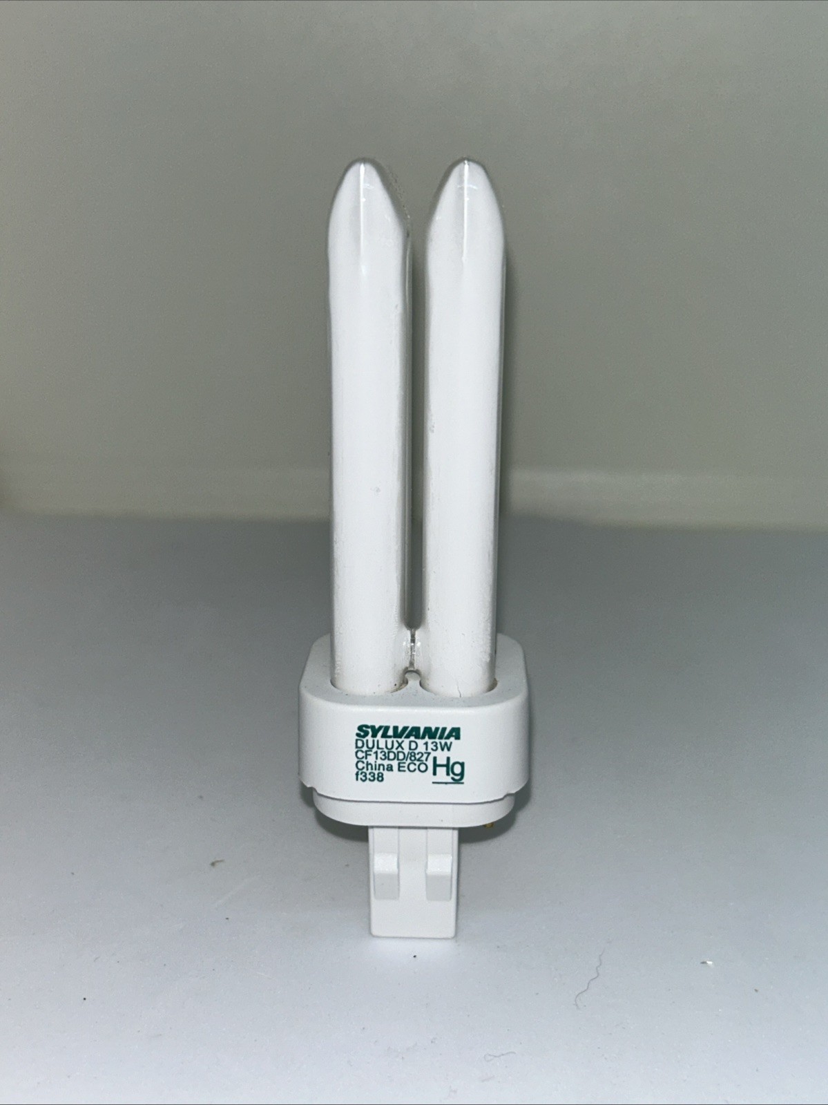 SYLVANIA Dulux D 13w Compact Fluorescent Bulb Brand New SET OF 3