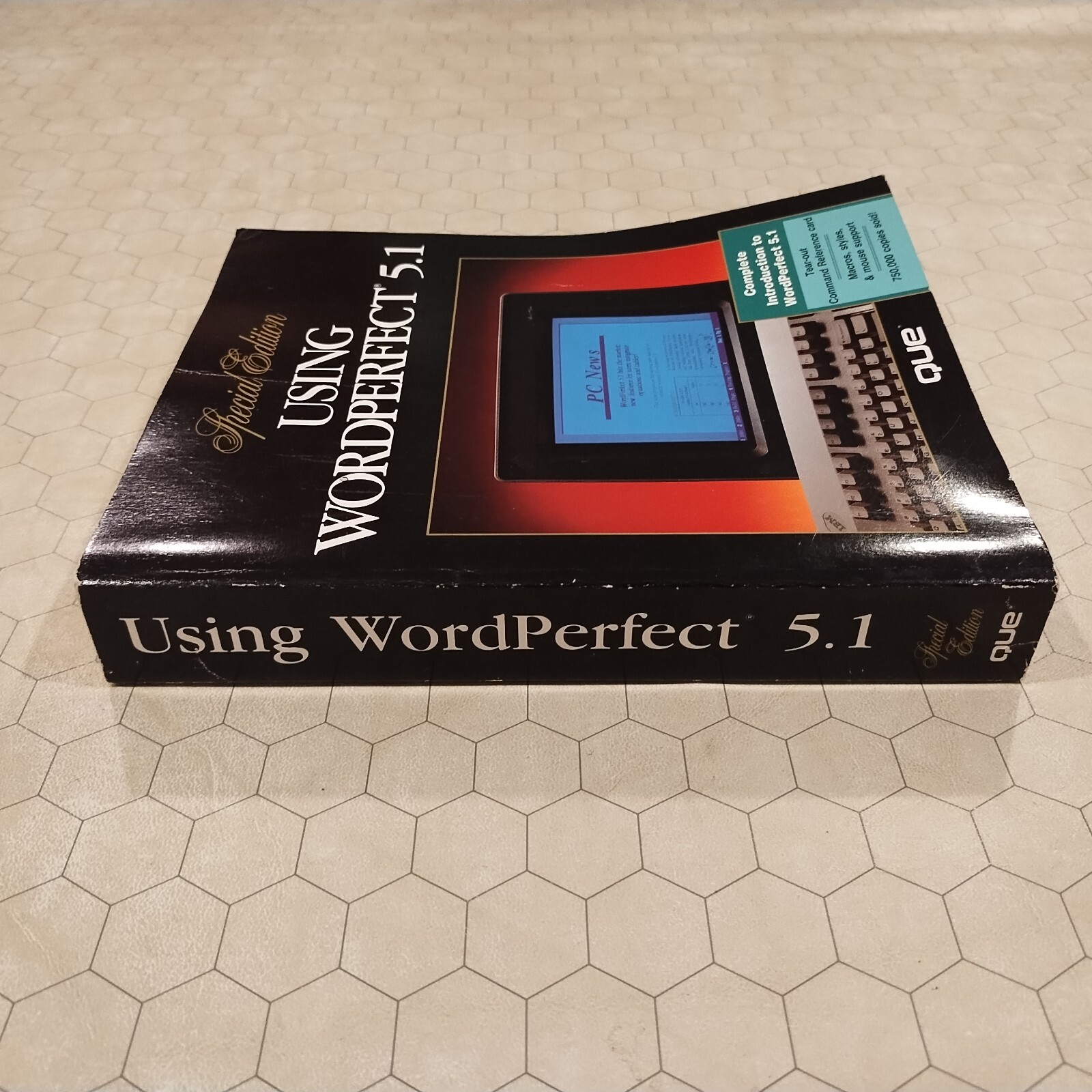 Using Wordperfect 5.1 Special Edition, Que Corp. 1989