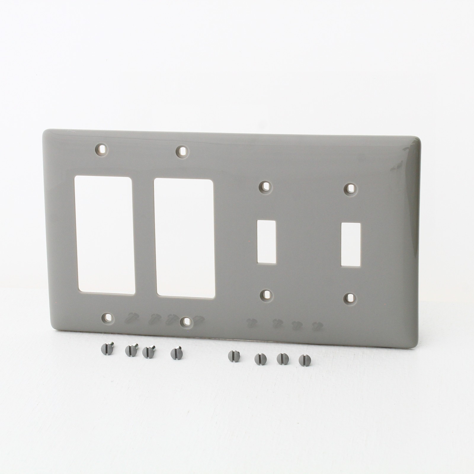 Hubbell NP2262GY Gray 4-Gang Toggle Decorator Unbreakable Nylon Wallplate Cover