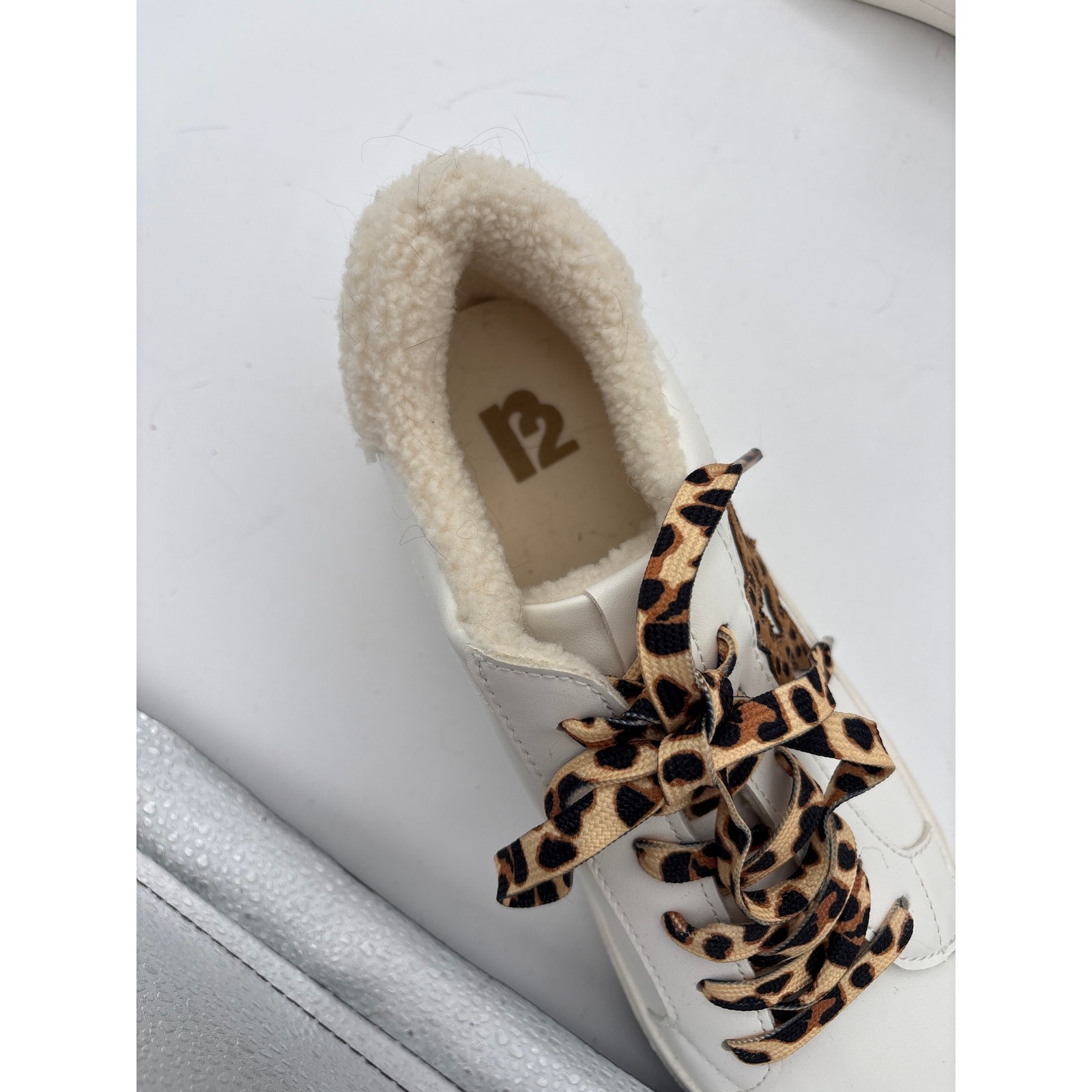 Women’s r2 Size 9 White Sneakers w/ Leopard Print Details