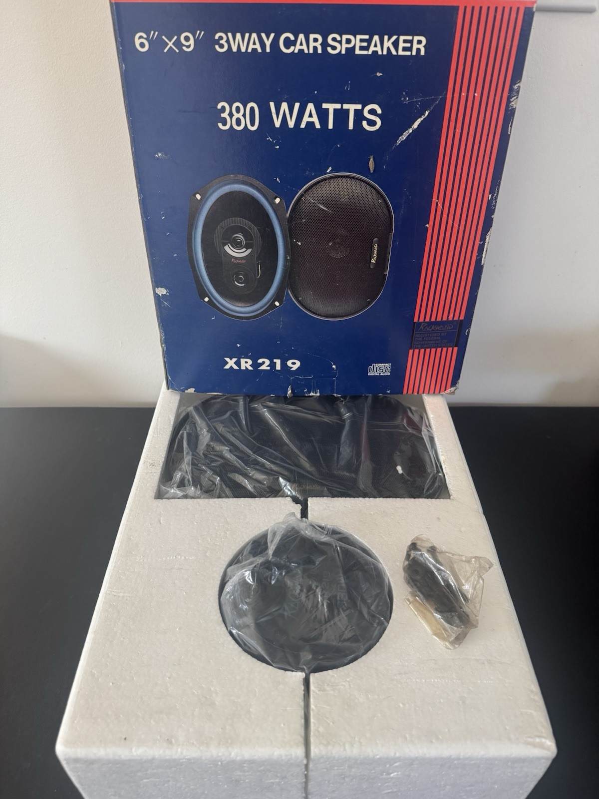 RockWood Gold Series 3 WayCar Speakers 6"x9" 380W NEW OPEN BOX Vinatge (XR219)