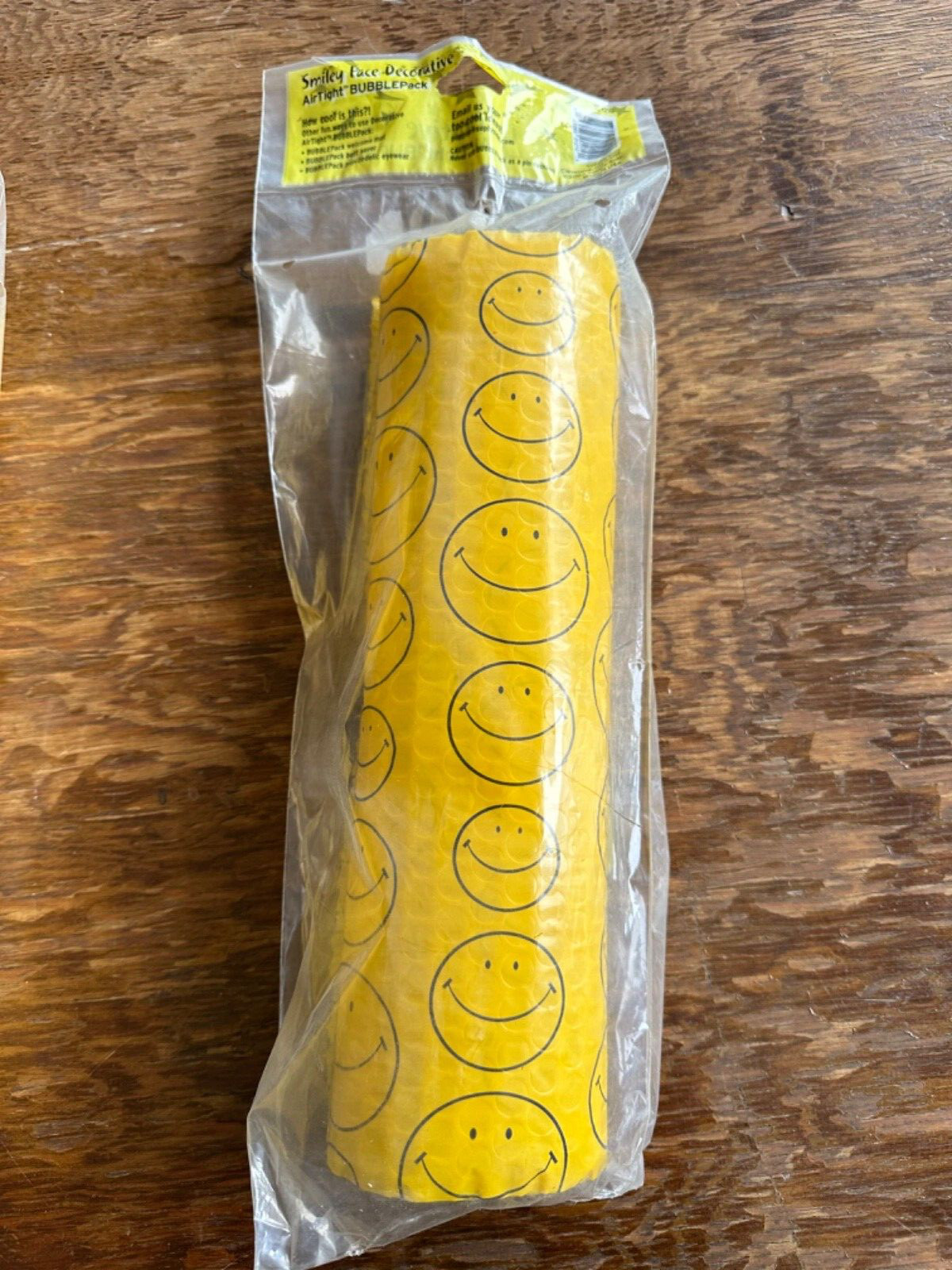 5'x12"x3/16" smiley face BUBBLE WRAP ROLLS SMALL BUBBLES BUBBLEWRAP