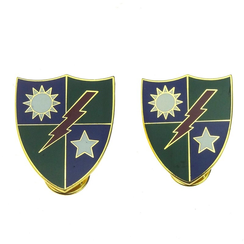 Pair Of US Army 75TH Ranger Regiment Lapel Pin Badge Insignia---